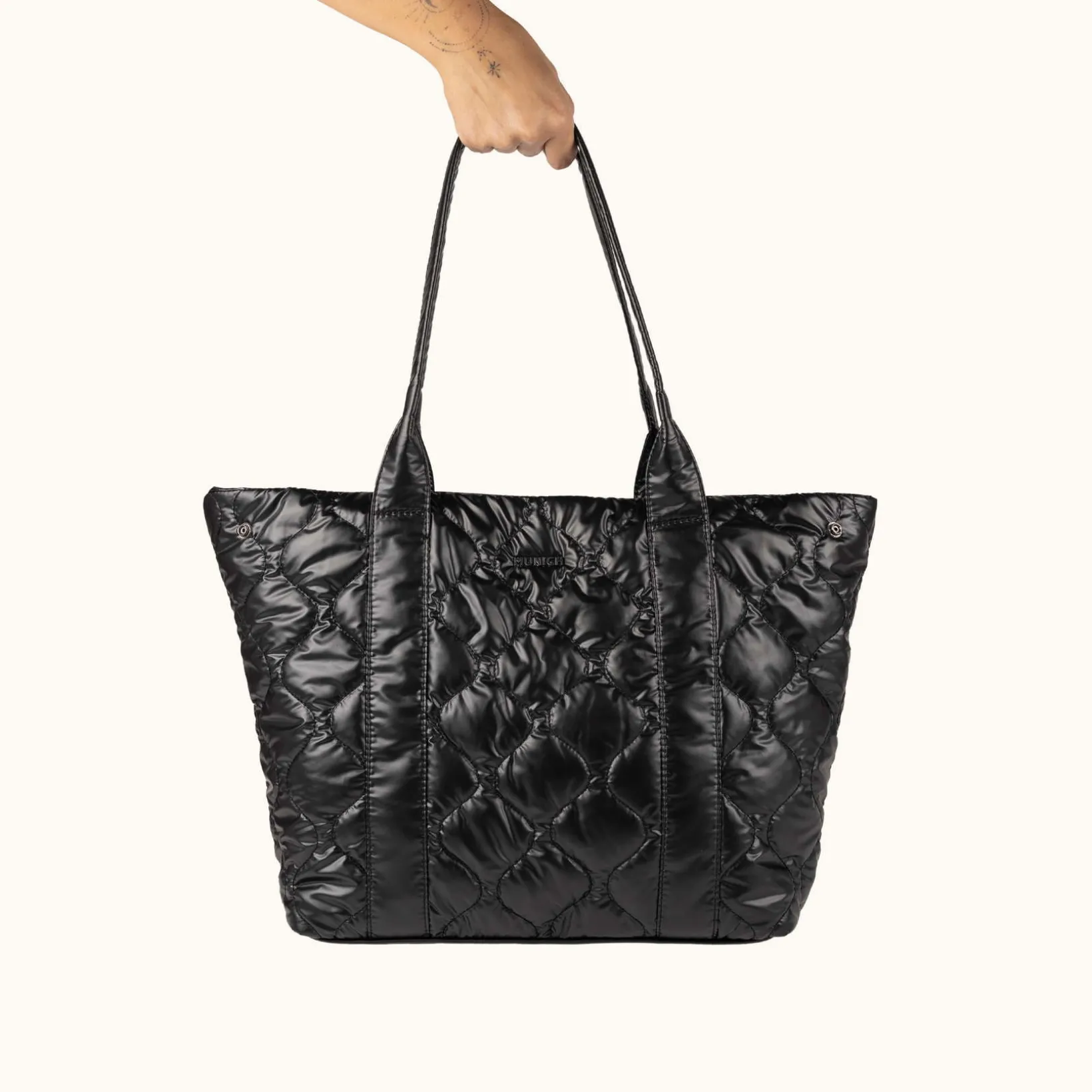 COVER FW25 SHOPPER C/BLACK