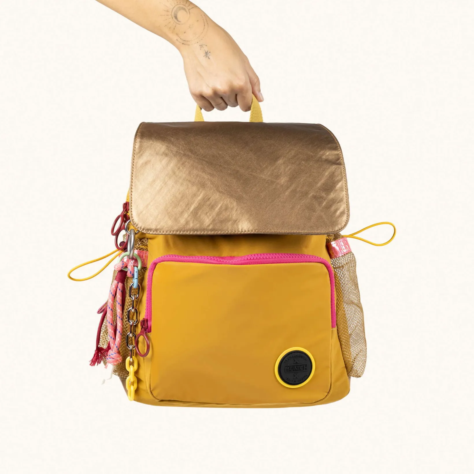 DEEP RECYCLED FW25 BACKPACK C/HONEY