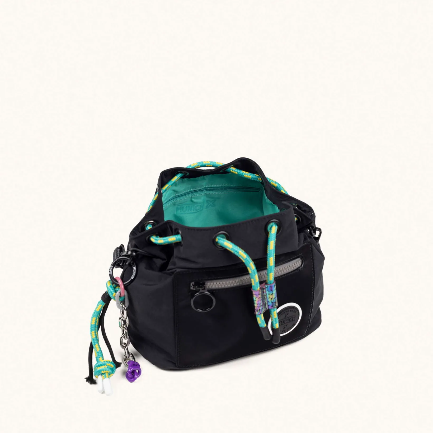 DEEP RECYCLED FW25 BUCKET C/BLACK