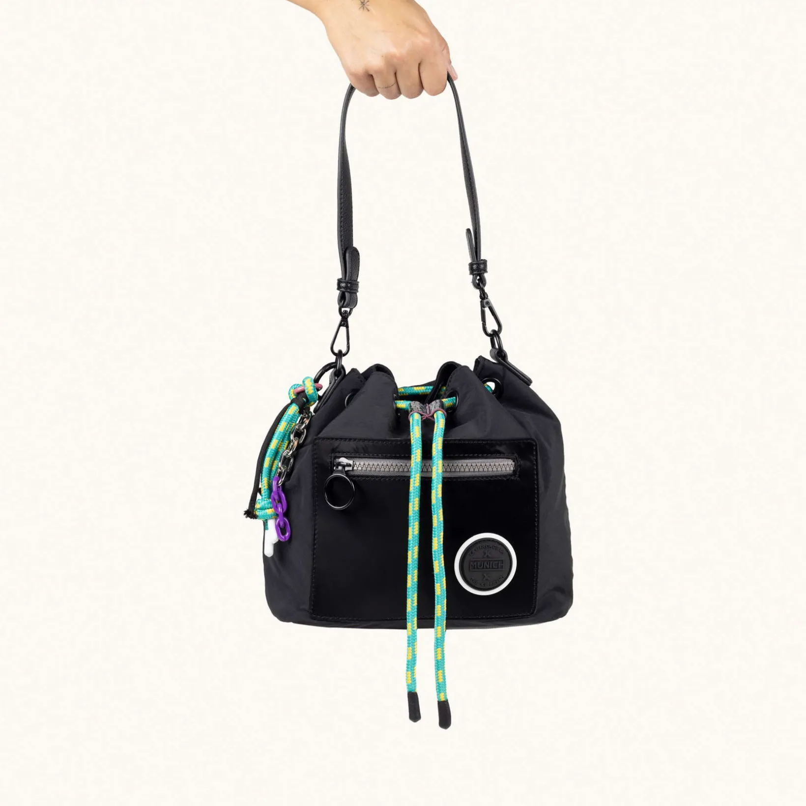 DEEP RECYCLED FW25 BUCKET C/BLACK