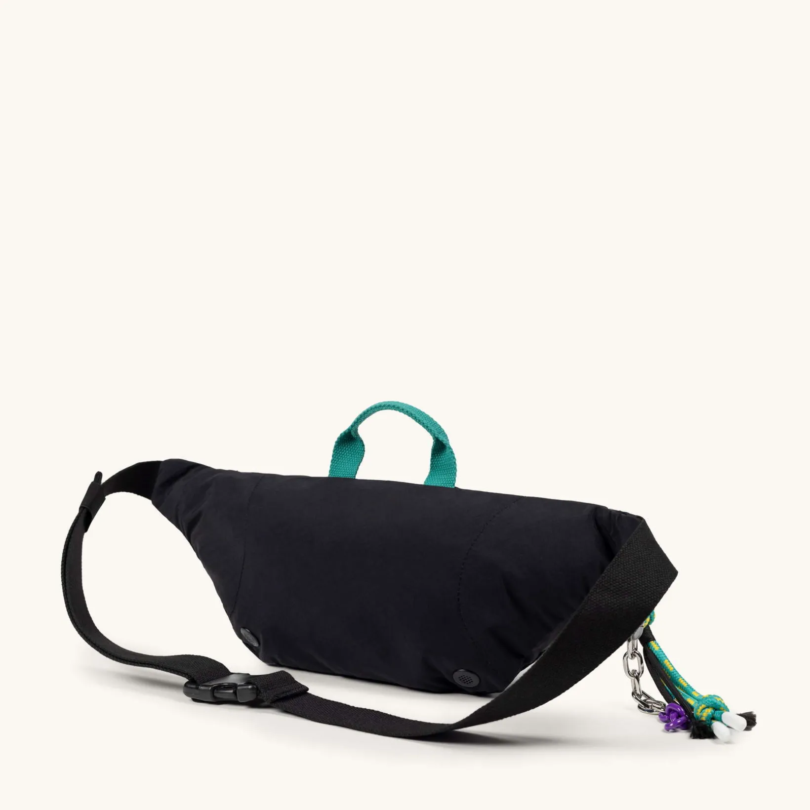 DEEP RECYCLED FW25 FANNYPACK XL C/BLACK