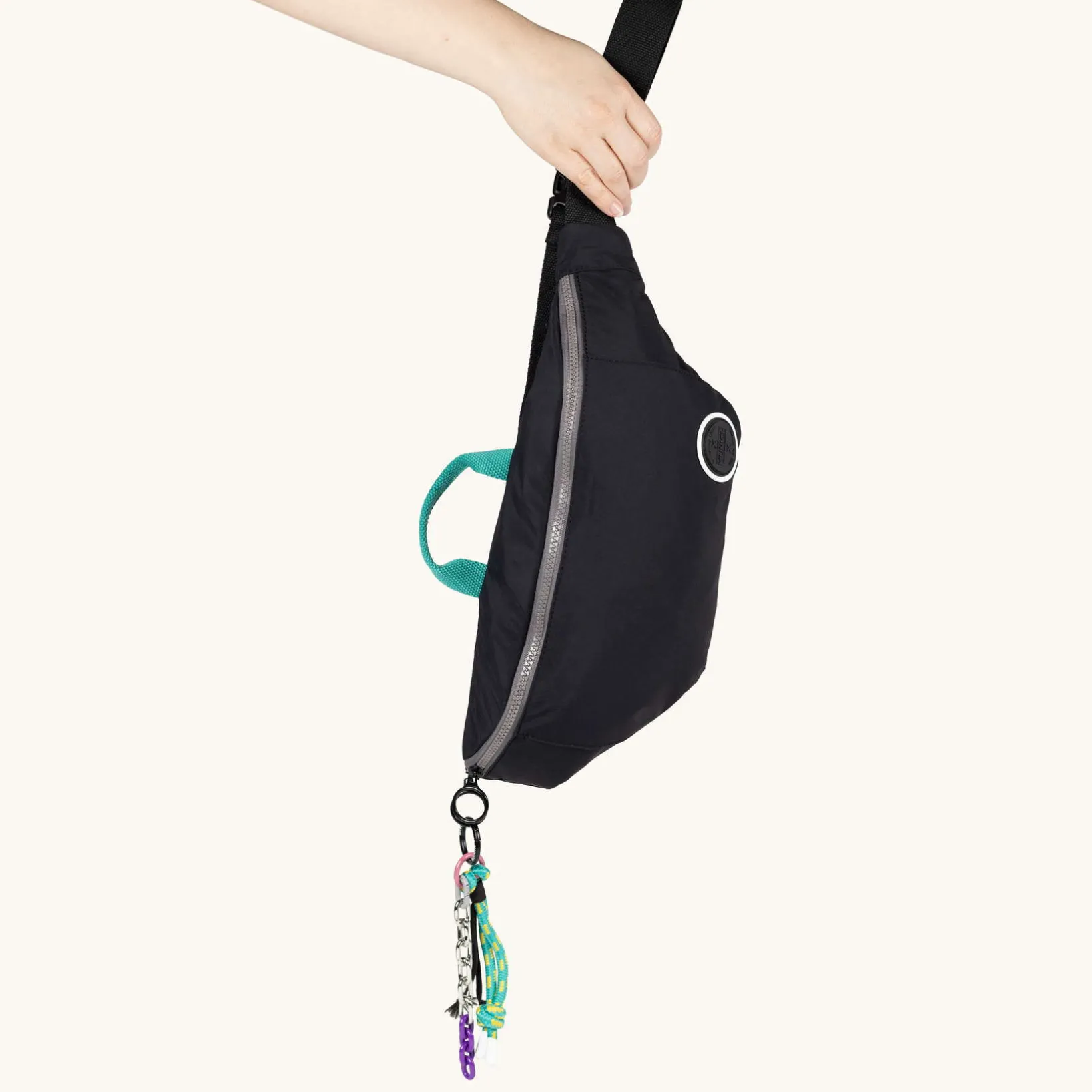DEEP RECYCLED FW25 FANNYPACK XL C/BLACK