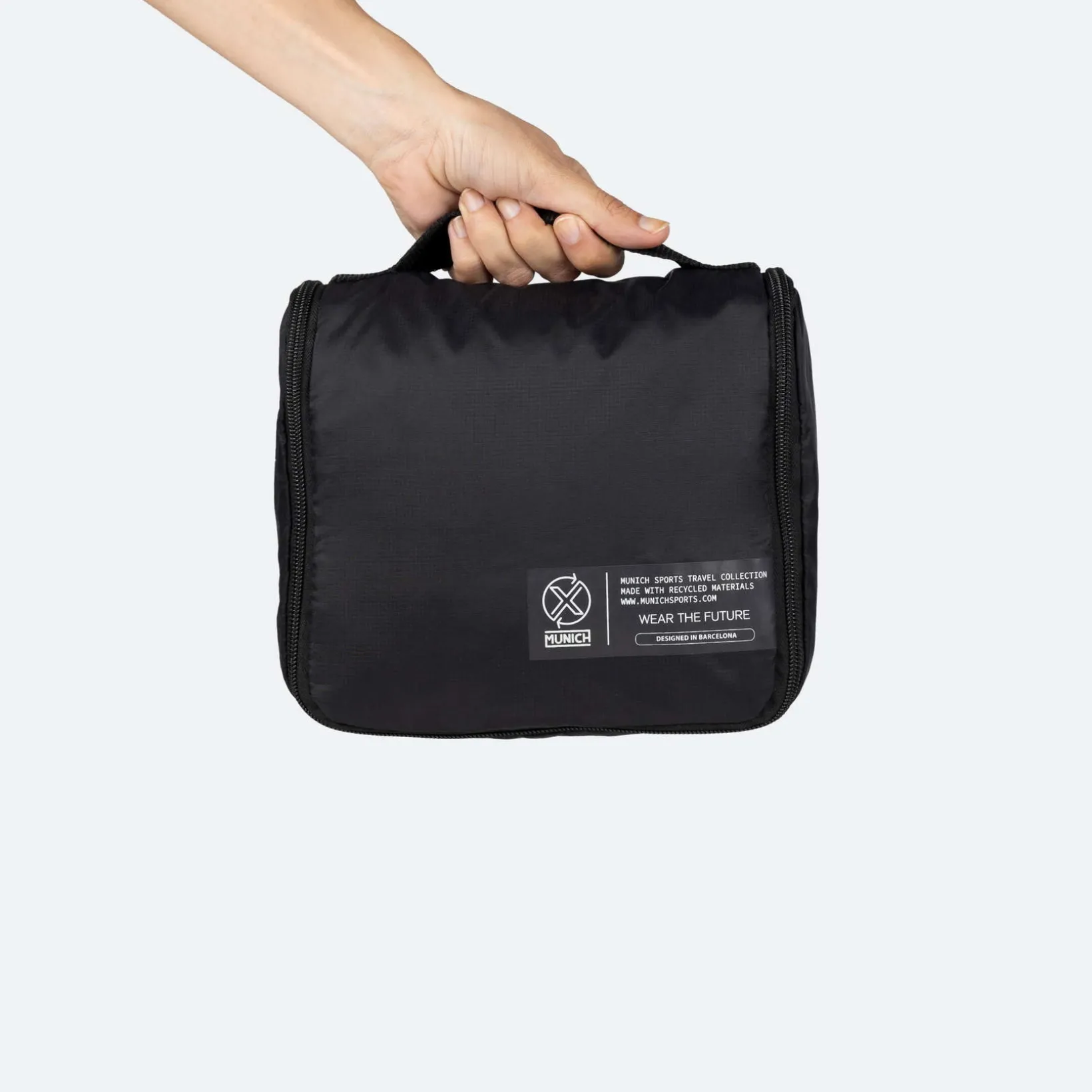 GATE X39 TOILETRY C/BLOCKCOLOR