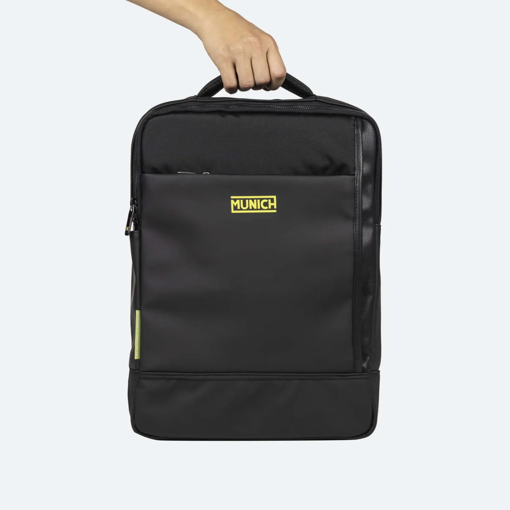 JUNGLE BACKPACK SQUARE BLACK