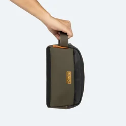 JUNGLE TOILETRY KHAKI