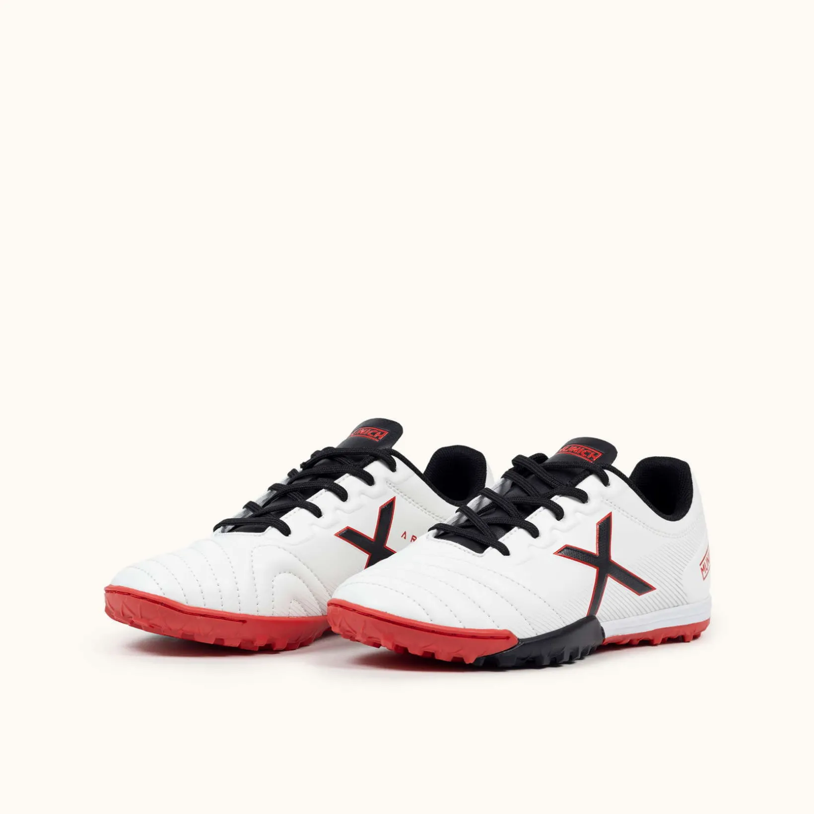 MUNICH ARENGA KID TURF 11