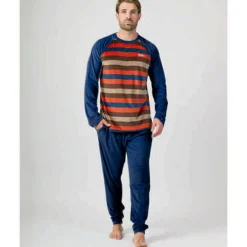 Pijama MUNICH hombre dos piezas de terciopelo marino-multicolor.