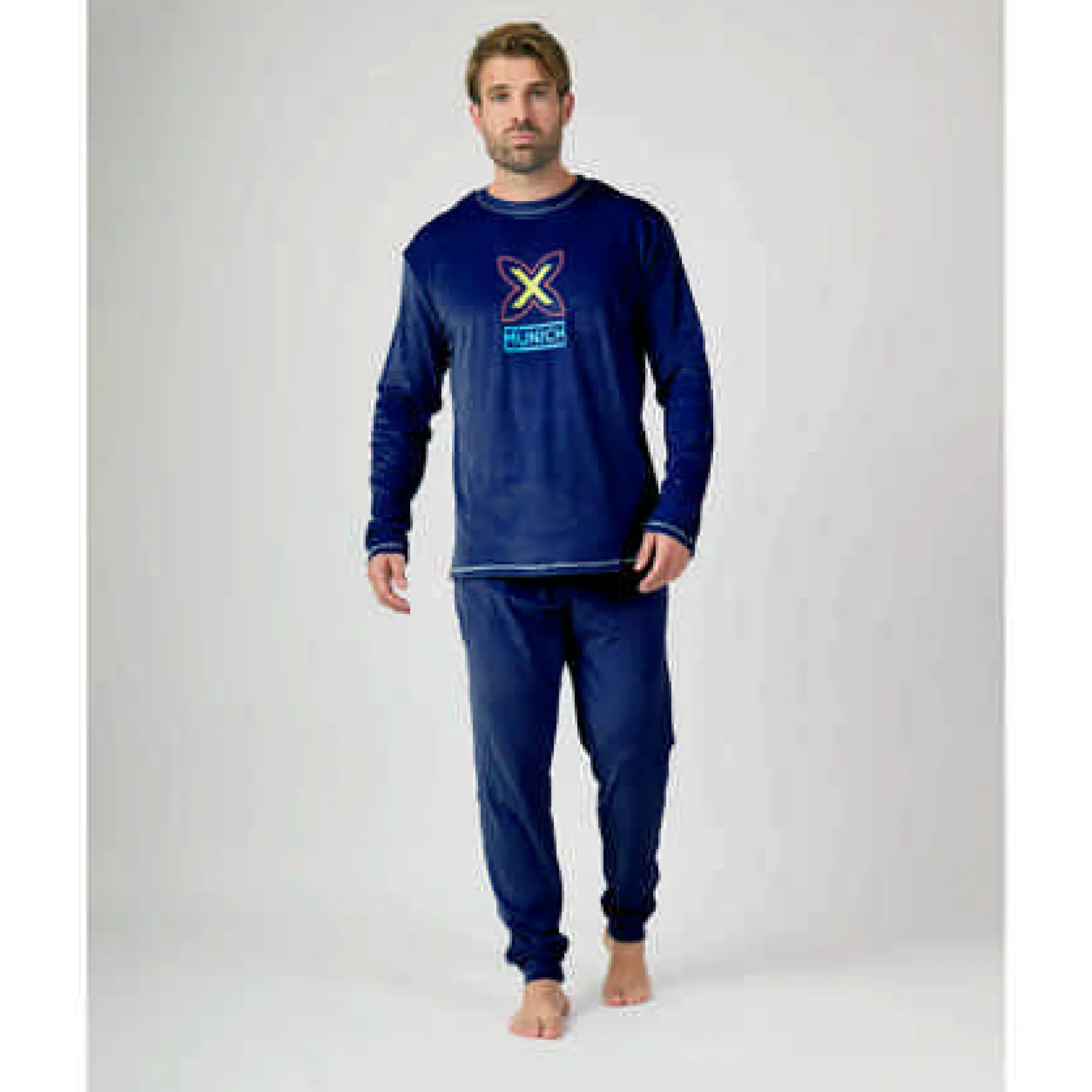 Pijama MUNICH hombre dos piezas de terciopelo marino.