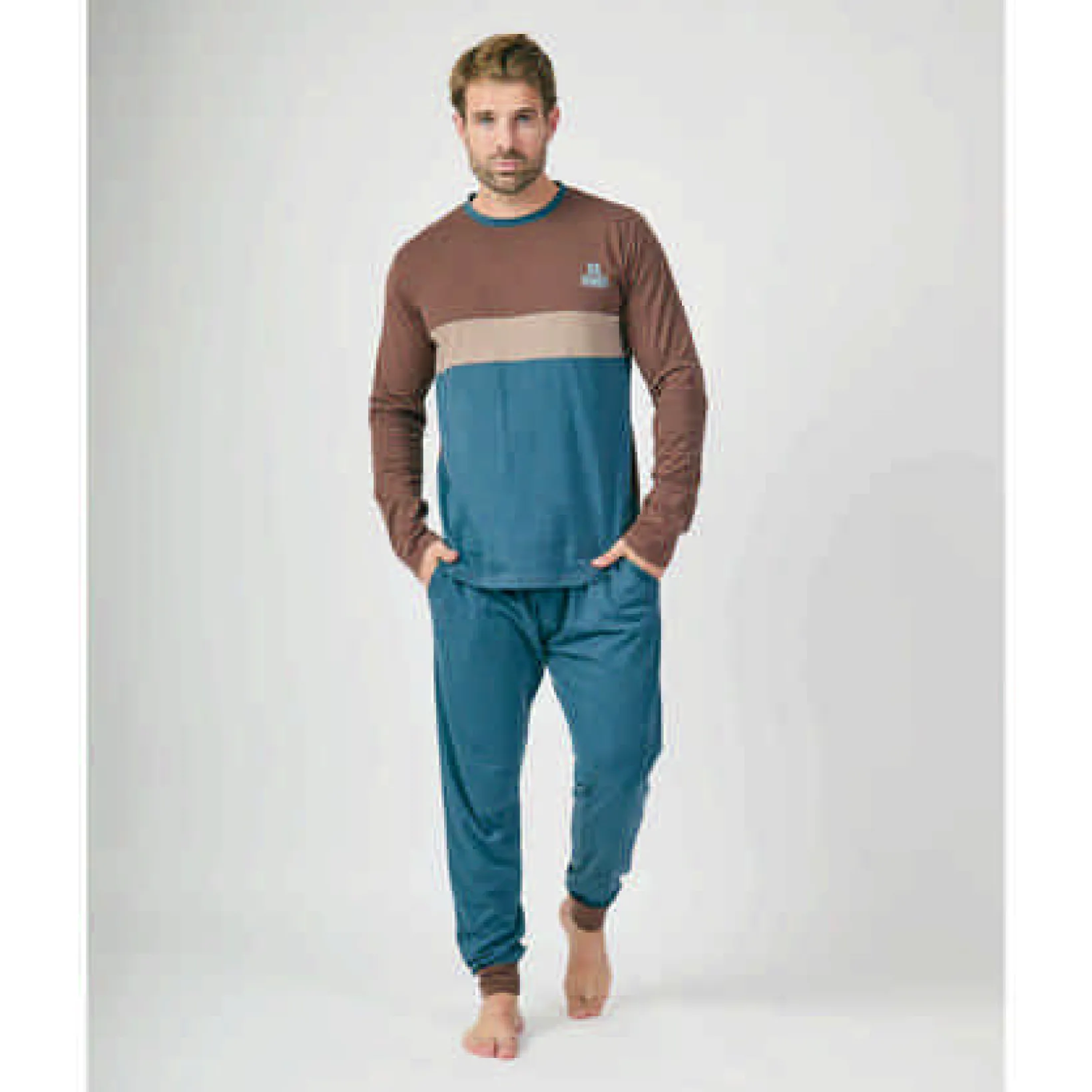Pijama MUNICH hombre dos piezas de algodón azul-marrón-beige.
