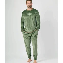 Pijama MUNICH hombre dos piezas de terciopelo verde.