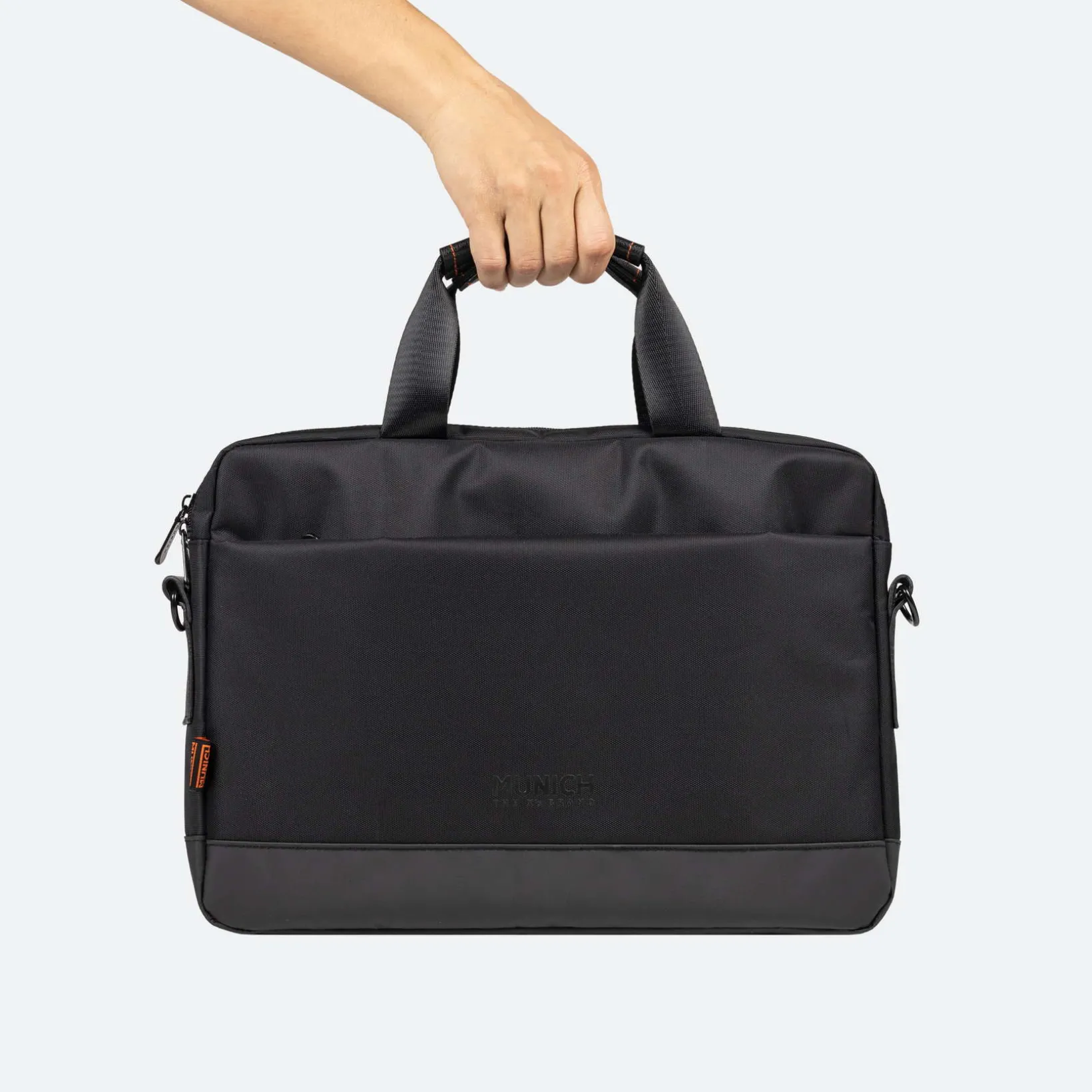 X VENTURE BRIEFCASE C/BLACK